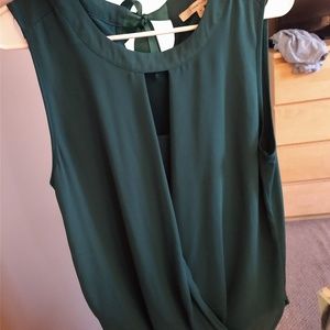 SOLD - 41Hawthorn sleeveless top